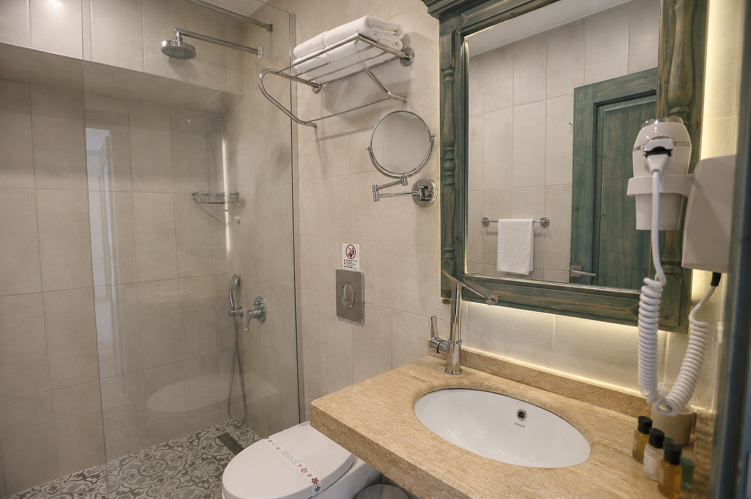 Payam Agora Hotel oda